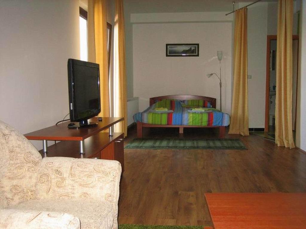 Bazeni Baikal Hotel Topola Eksteriør billede